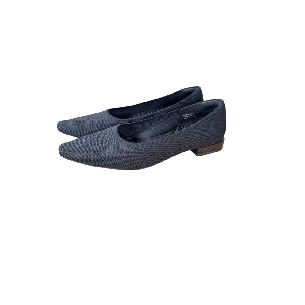 Women’s Black Pointed Low Heel Pumps